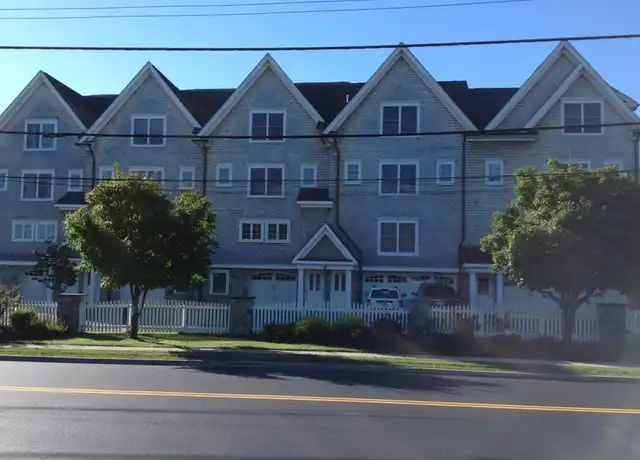 Property at 467 New Haven Ave, Milford, CT, 06460, 2 beds, 2.5 baths, [object Object]