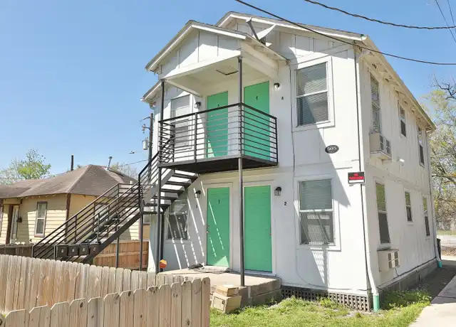 Property at 702 1/2 E 32nd St, Houston, TX, 77022, 1 bed, 1 bath, [object Object]