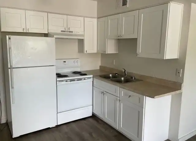 Property at 9633 N 17th Ave Unit 26, Phoenix, AZ, 85021, 2 beds, 1 bath, [object Object]