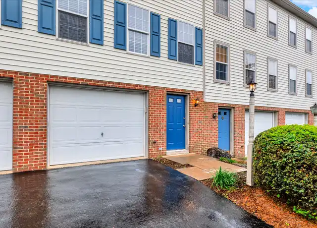 Property at 1112 Hearthridge Ln, York, PA, 17404, 3 beds, 1.5 baths, [object Object]
