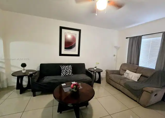 Property at 2305 Monroe St Unit 1, Hollywood, FL, 33020, 1 bed, 1 bath, [object Object]