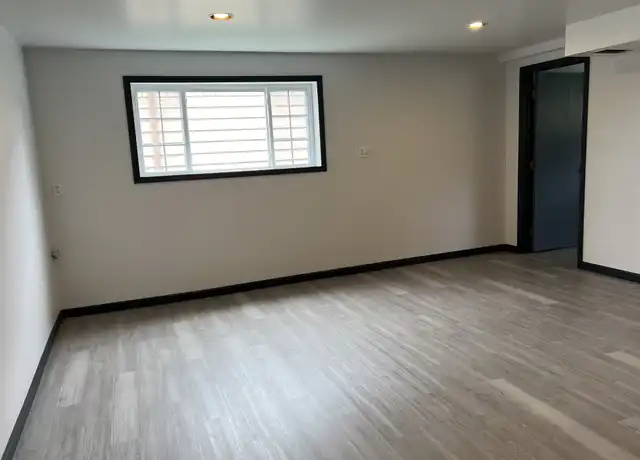 Property at 21304 3rd Ave S Unit A, Des Moines, WA, 98198, 1 bed, 1 bath, [object Object]