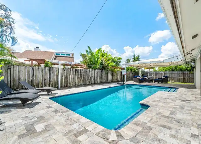 Property at 1352 Wyndcliff Dr, Wellington, FL, 33414, 4 beds, 2 baths, [object Object]