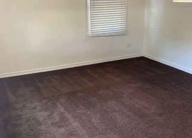 Property at 210 Diggles St, Etna, CA, 96027, 2 beds, 1 bath, [object Object]