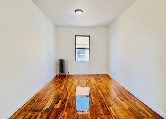 Property at 4856 47th St Unit 5H, Woodside, NY, 11377, 2 beds, 1 bath, [object Object]