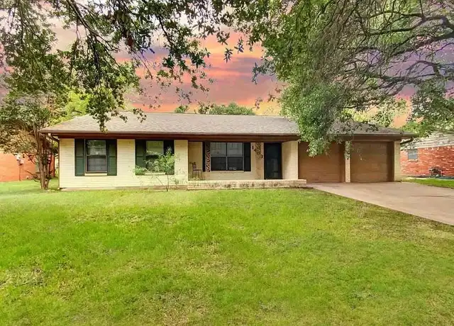 Property at 1403 Village Dr, College Station, TX, 77840, 3 beds, 2 baths, [object Object]