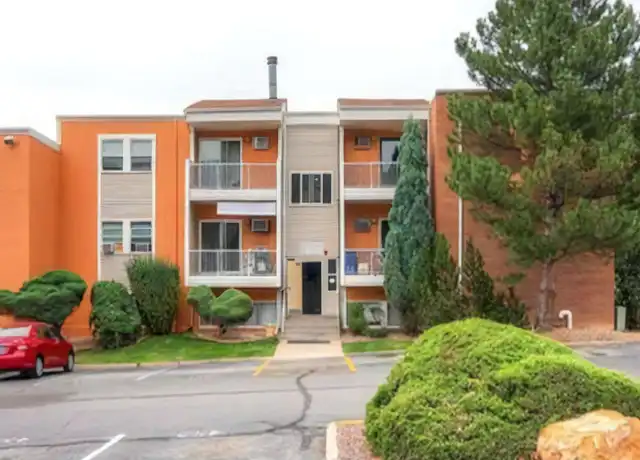 Property at 1400 Golden Cir, Golden, CO, 80401, 3 beds, 2 baths, [object Object]