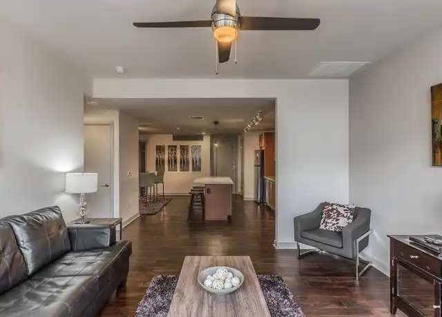 Property at 1525 Elm St Unit 11419, Dallas, TX, 75201, 1 bed, 1 bath, [object Object]