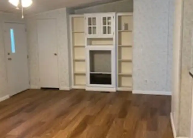 Property at 469 Summit Ridge Dr, Forsyth, MO, 65653, 3 beds, 2 baths, [object Object]