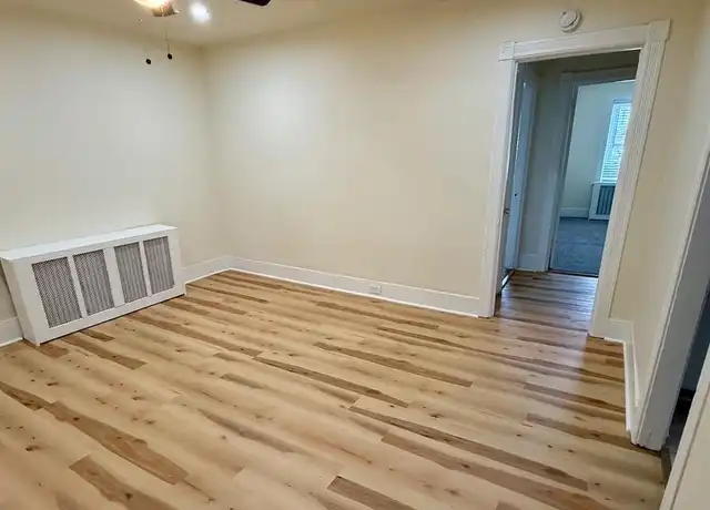 Property at 12 E Lancaster Ave Unit 201, Paoli, PA, 19301, 2 beds, 1 bath, [object Object]