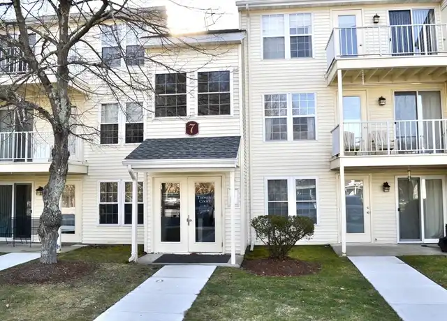 Property at 7 Thoreau Ct #10, Natick, MA, 01760, 2 beds, 1 bath, [object Object]