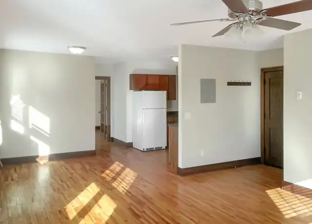 Property at 1325 Grand Ave Unit 206, St Paul, MN, 55105, 1 bed, 1 bath, [object Object]