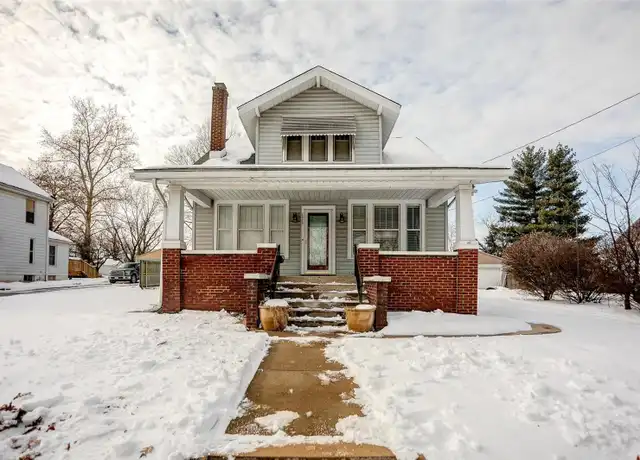 Property at 1620 Clawson St, Alton, IL, 62002, 3 beds, 2 baths, [object Object]