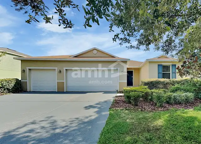 Property at 104 Star Shell Dr, Apollo Beach, FL, 33572, 3 beds, 2 baths, [object Object]