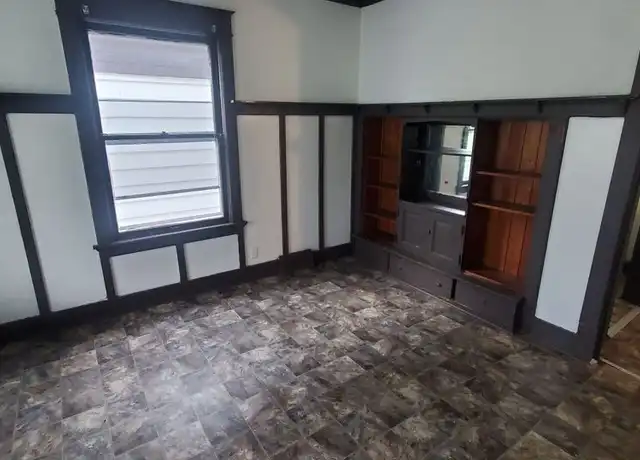 Property at 3149 N 25th St Unit 3149, Milwaukee, WI, 53206, 2 beds, 1 bath, [object Object]