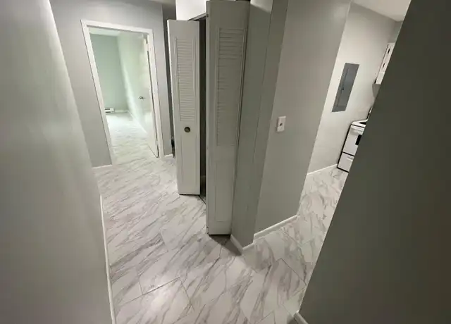 Property at 560 Main St Unit 1F, West Haven, CT, 06516, 2 beds, 1 bath, [object Object]