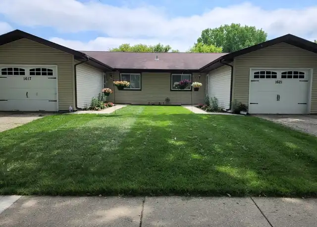 Property at 1617 Jackson St, Stoughton, WI, 53589, 3 beds, 1 bath, [object Object]