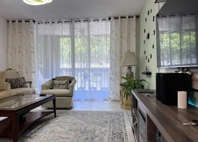 Property at 320 NE 12th Ave #304, Hallandale Beach, FL, 33009, 1 bed, 1 bath, [object Object]