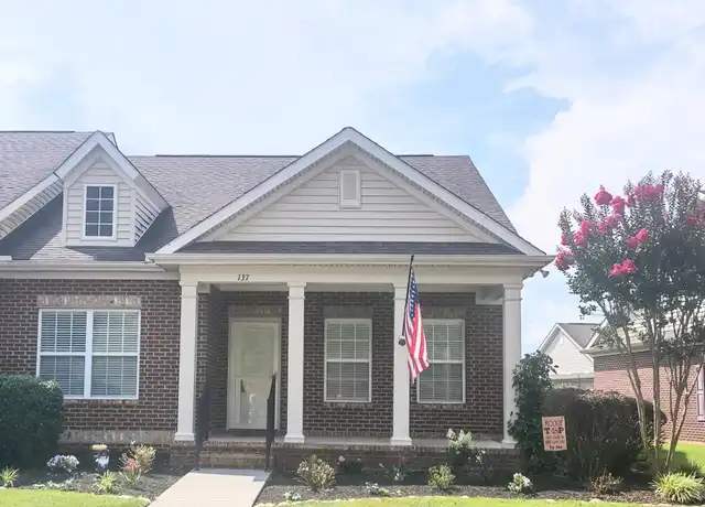 Property at 137 Hatleyberry St, Oak Ridge, TN, 37830, 2 beds, 2 baths, [object Object]