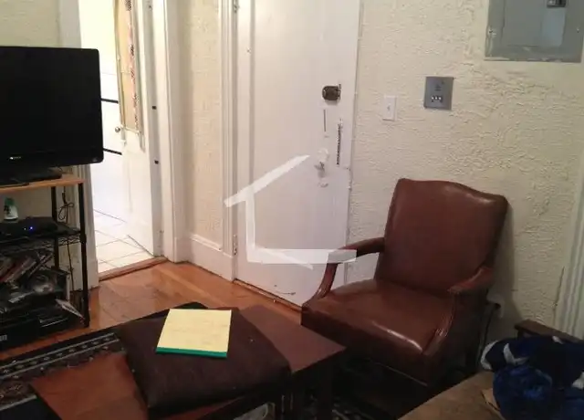 Property at 107 Gordon St Unit 4, Brighton, MA, 02135, 1 bed, 1 bath, [object Object]