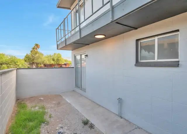 Property at Sheraton Arms Apartments - 2950 E 5th St, Tucson, AZ, 85716, 1 bed, 1 bath, [object Object]