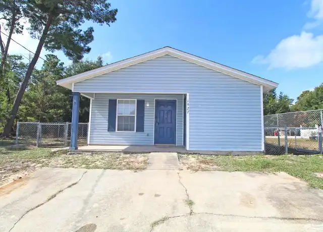 Property at 1927 America Ave, Gulf Breeze, FL, 32563, 3 beds, 1 bath, [object Object]