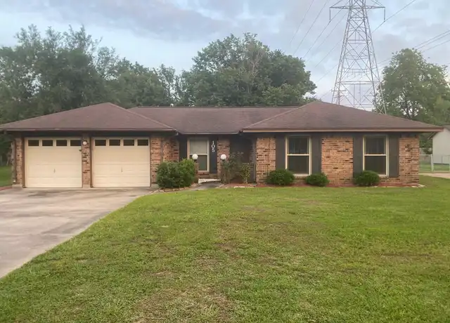 Property at 105 Lazy Ln, Lake Jackson, TX, 77566, 3 beds, 2 baths, [object Object]