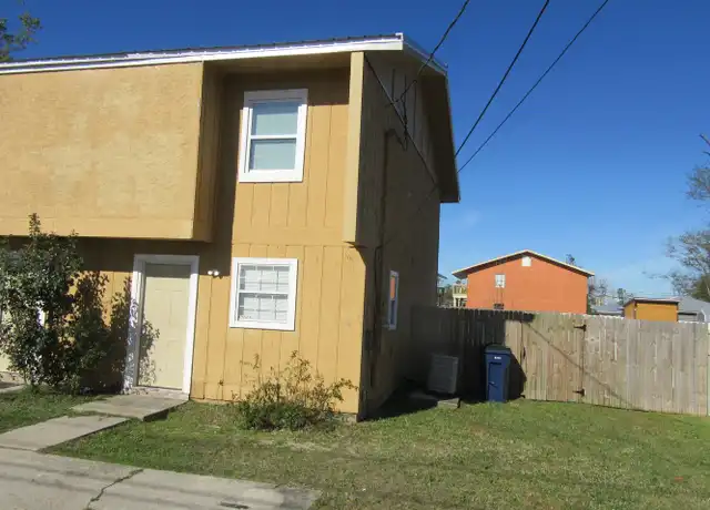 Property at 1013 Spring Ave, Panama City, FL, 32401, 2 beds, 1.5 baths, [object Object]