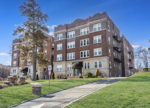 Property at 16 Forest St #205, Montclair, NJ, 07042, 2 beds, 1 bath, [object Object]