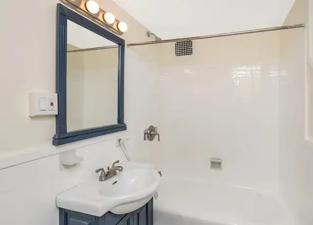 Property at 399 State St Unit 399, Albany, NY, 12210, 1 bed, 1 bath, [object Object]