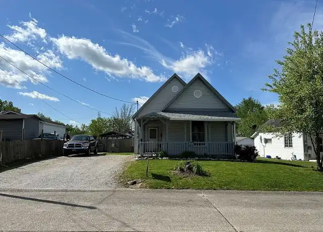 Property at 128 E 13th St, Seymour, IN, 47274, 3 beds, 1 bath, [object Object]