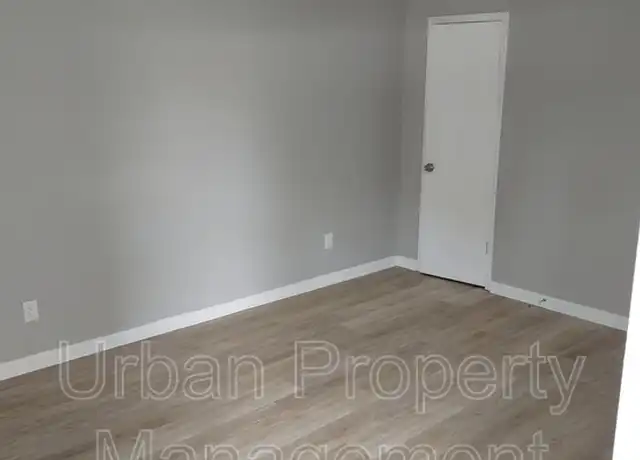 Property at 307 S Parkway E, Memphis, TN, 38106, 3 beds, 1 bath, [object Object]