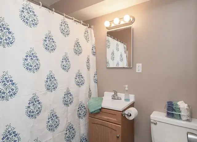 Photo of 8713 Signal Hill Rd, Manassas, VA 20110