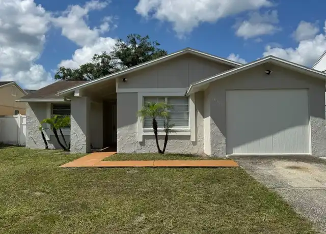 Property at 16104 Foxfire Dr, Tampa, FL, 33618, 4 beds, 2 baths, [object Object]