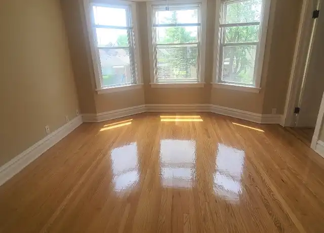 Property at 5632 W Berenice Ave Unit 2, Chicago, IL, 60634, 3 beds, 1 bath, [object Object]