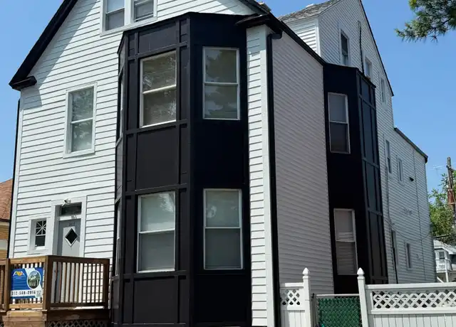 Property at 5632 W Berenice Ave Unit 2, Chicago, IL, 60634, 3 beds, 1 bath, [object Object]