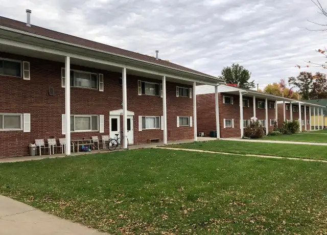 Property at 2722 Wayne Ave Unit 2730-6, Iowa City, IA, 52240, 1 bed, 1 bath, [object Object]