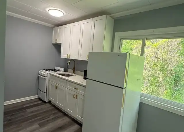 Property at 15 Johnson Ln Unit 2, Millbrook, NY, 12545, 1 bed, 1 bath, [object Object]