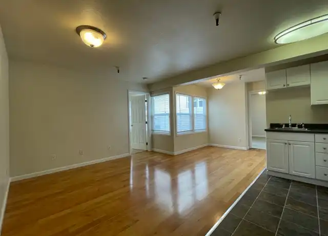 Property at 620 19th Ave E Unit 212, Seattle, WA, 98112, 2 beds, 1 bath, [object Object]