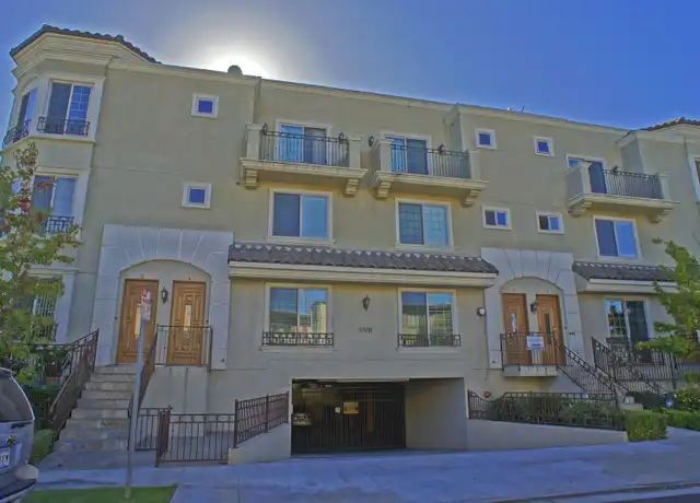 Property at 3501 Tilden Ave #4, Los Angeles, CA, 90034, 3 beds, 3.5 baths, [object Object]