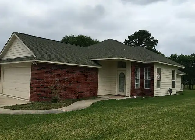 Property at 13032 Centaurus Ct, Willis, TX, 77318, 2 beds, 2 baths, [object Object]