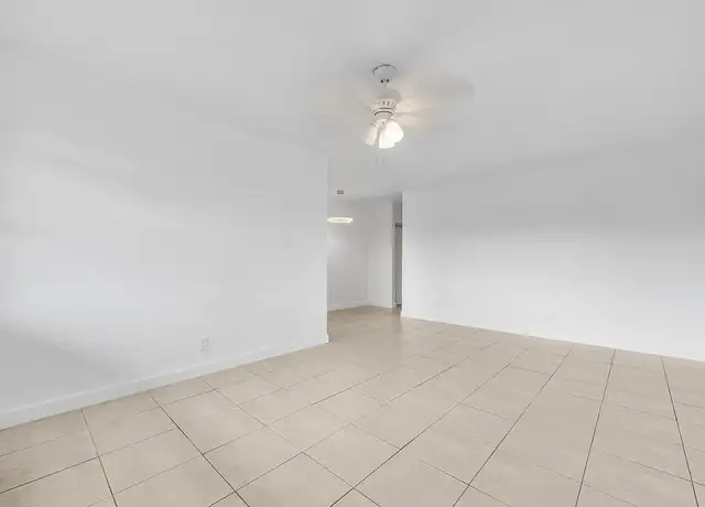 Photo of 1860 SW 68th Ave, Miramar, FL 33023