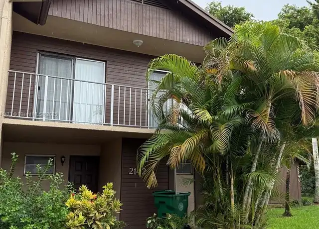 Property at 2142 Nova Village Dr #2142, Davie, FL, 33317, 3 beds, 2.5 baths, [object Object]
