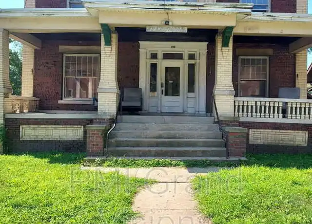 Property at 623 W William St Unit 1, Decatur, IL, 62522, 1 bed, 1 bath, [object Object]