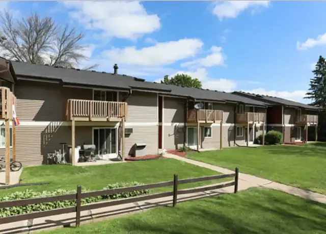 Photo of 401 N Thompson Dr, Madison, WI 53714