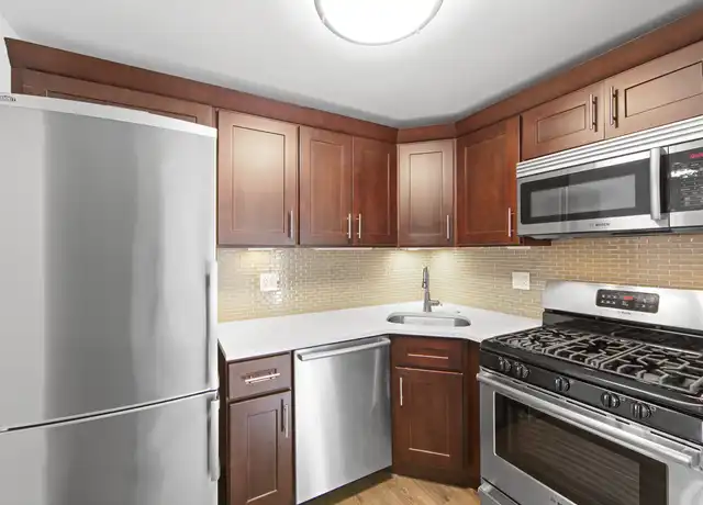 Property at 408 E 92nd St Unit 204, New York, NY, 10128, 2 beds, 1 bath, [object Object]
