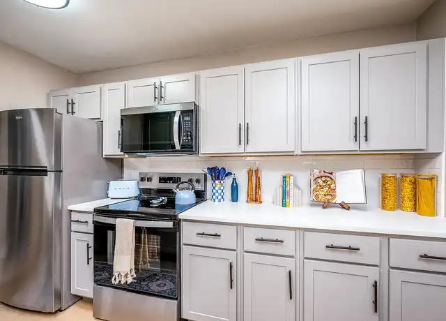 Property at Pinnacle West 55+ Active Community - 230 Welcome Way Blvd W, Indianapolis, IN, 46214, 0-1 beds, 1 bath, [object Object]