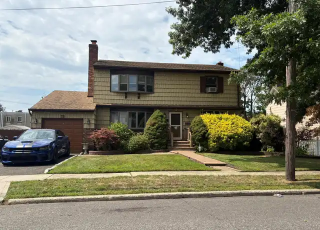 Property at 72 Rose St, Farmingdale, NY, 11735, 2 beds, 1 bath, [object Object]