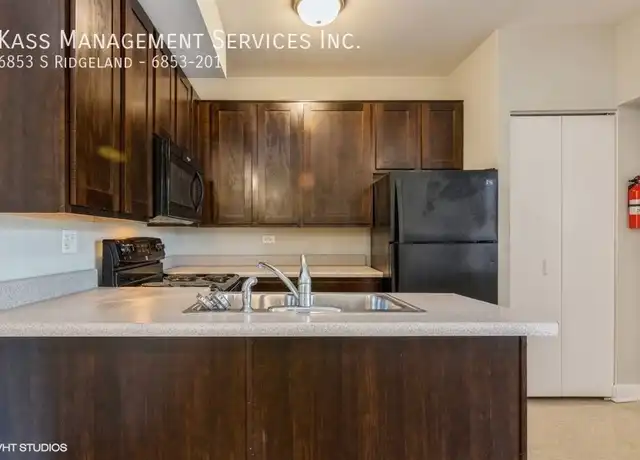 Property at 6853 S Ridgeland Ave, Chicago, IL, 60649, 2 beds, 1 bath, [object Object]