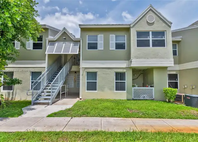 Property at 17520 NW 67th Pl Unit K3, Hialeah, FL, 33015, 1 bed, 1 bath, [object Object]